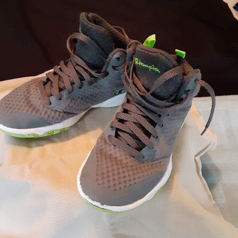 Boys Champion Basketball Shoes